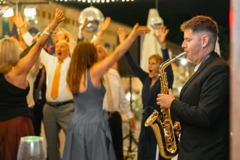 Gustime live saxophone and DJ performance at an event in Australia — photo 6